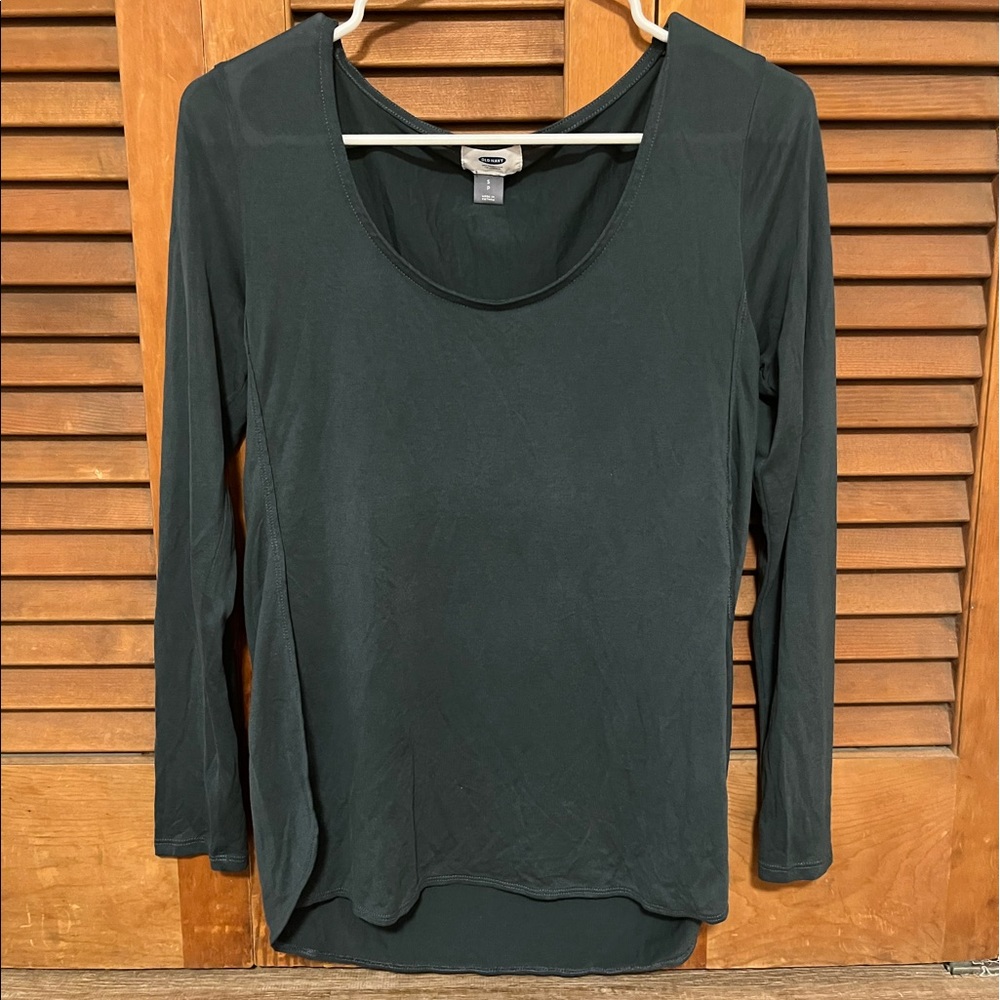 Size small, Old Navy solid dark green long sleeve